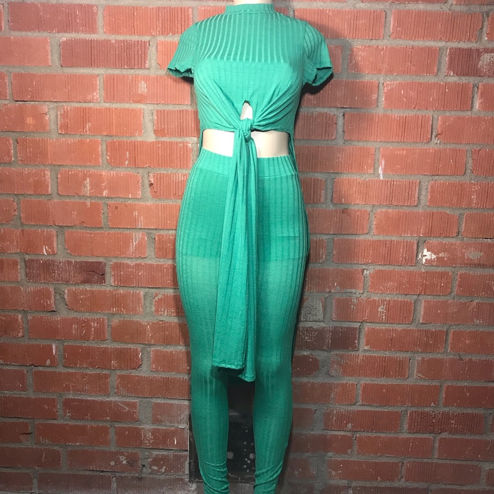 Walking On Cloud 9 Pant Set🌺